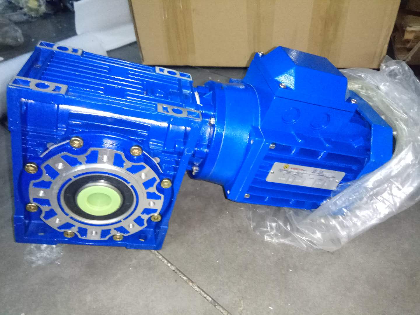 渦輪減速機，減速機RV25,NMRV025減速機,減速器